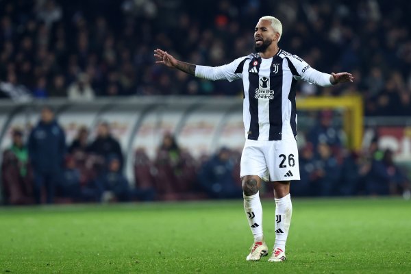 Truyền thông Anh: Juventus muốn thêm thông qua thỏa thuận của Sancho, Manchester United muốn Douglas Louis