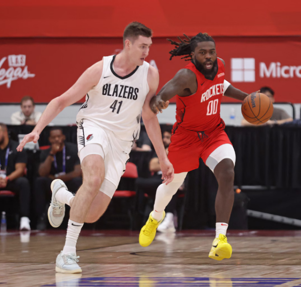 18 điểm, 7 rebound và 6 hỗ t